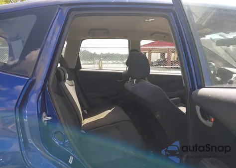 2009 Honda Fit Sport from USA, damaged, VIN JHMGE884X9C007022